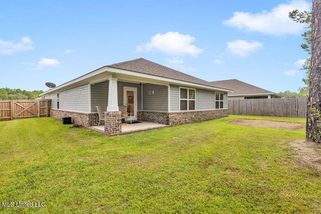 6595 Eastland Circle, Biloxi, MS 39532
