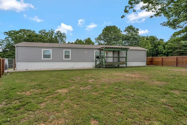 2270 Waynesboro Hwy, Waynesboro, TN 38485