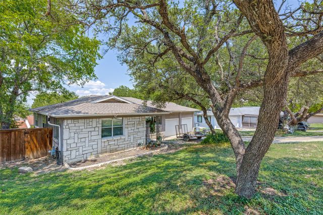 4233 Ridgecrest Circle, Lake Worth, TX 76135