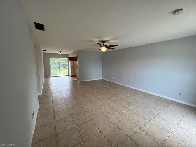 691 110th AVE N, Naples, FL 34108