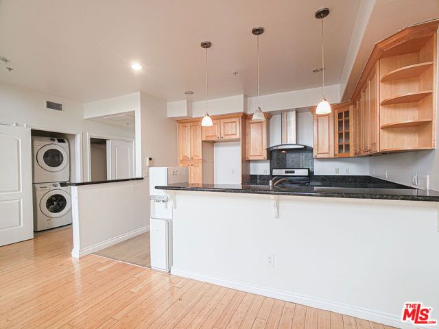 1042 S Kingsley Drive PH2, Los Angeles, CA 90006