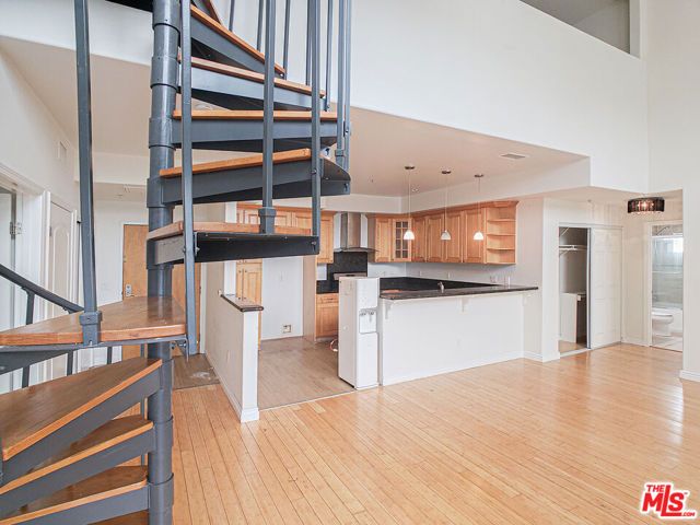 1042 S Kingsley Drive PH2, Los Angeles, CA 90006