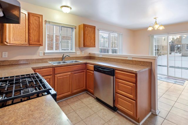 4186 Coronet Avenue, Canton, MI 48188