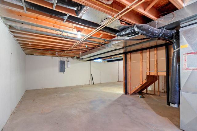 4186 Coronet Avenue, Canton, MI 48188