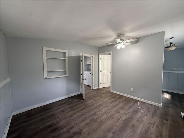 8824 OVERLOOK DR, Wesley Chapel, FL 33545