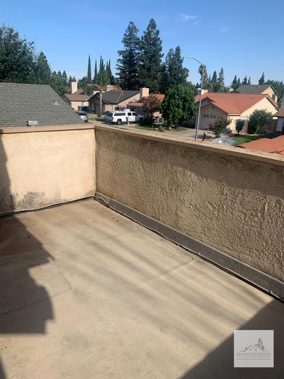 Image 20 of property listing at 1703 E Eclipse Avenue, Fresno, CA 93720