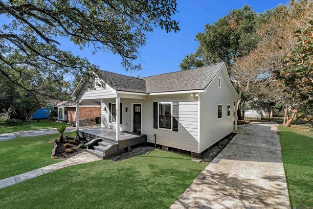 154 Belleview Dr, Baton Rouge, LA 70806