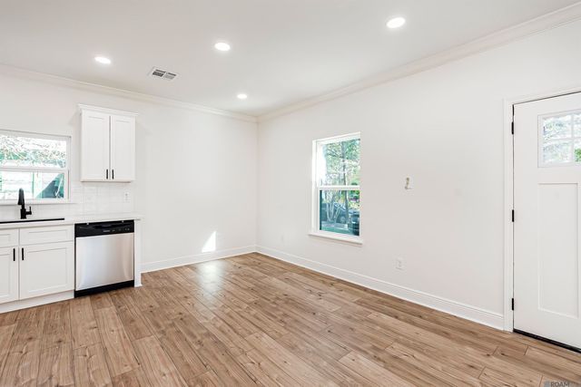 154 Belleview Dr, Baton Rouge, LA 70806