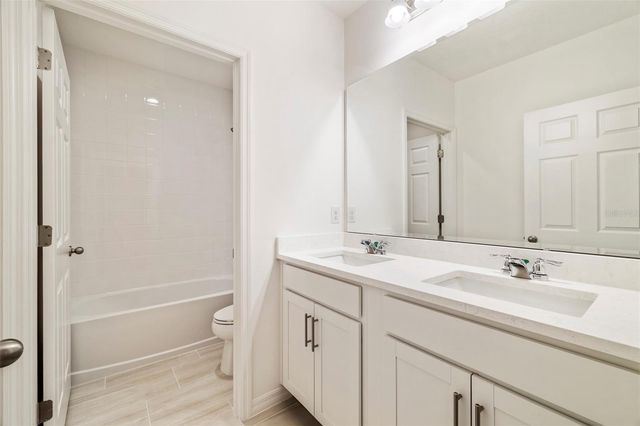 4045 SERENE WATER AVENUE, Eustis, FL 32736