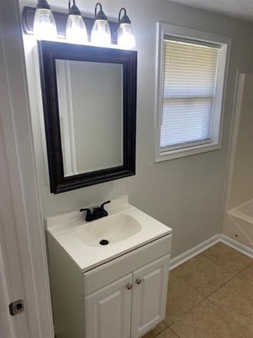 2205 Carlin Drive, Westlake, LA 70669