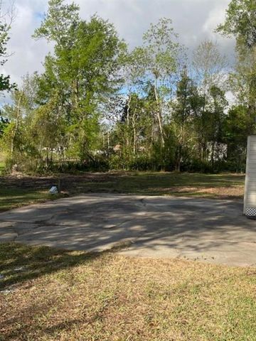 2205 Carlin Drive, Westlake, LA 70669