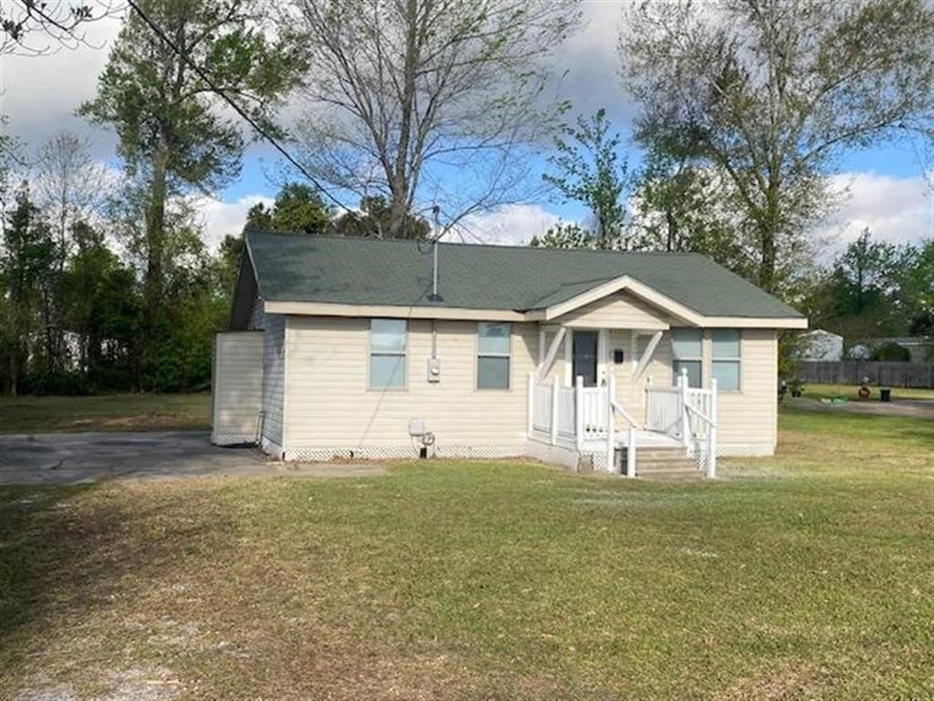 2205 Carlin Drive, Westlake, LA 70669