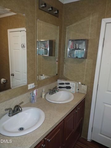 2198 John Russell Road, Raeford, NC 28376