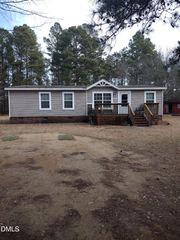 2198 John Russell Road, Raeford, NC 28376