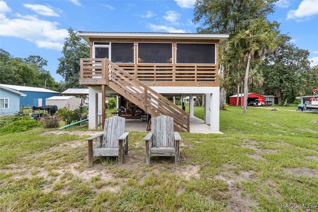 5328 Riverside Drive, Yankeetown, FL 34498