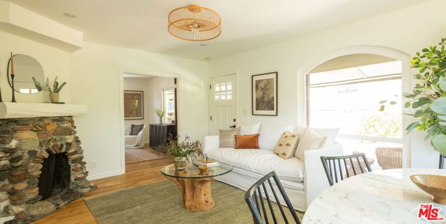 1337 Neola Street, Los Angeles, CA 90041