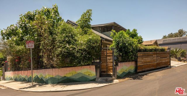 1337 Neola Street, Los Angeles, CA 90041