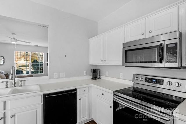 3213 Mannington Drive, Charlotte, NC 28270