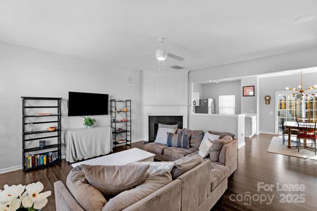 3213 Mannington Drive, Charlotte, NC 28270