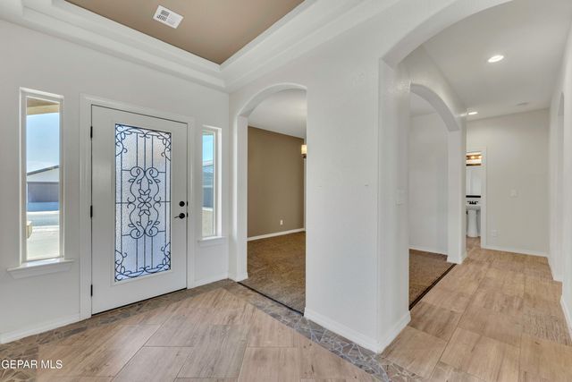 7865 Enchanted Ridge Drive, El Paso, TX 79911