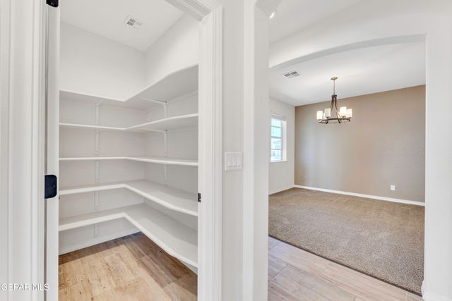 7865 Enchanted Ridge Drive, El Paso, TX 79911