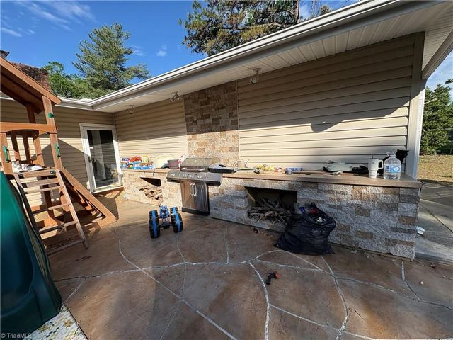 4738 Peace Road, Trinity, NC 27370