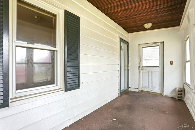 1719 N Charles Street, Saginaw, MI 48602