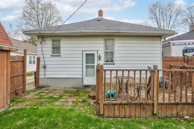 1719 N Charles Street, Saginaw, MI 48602