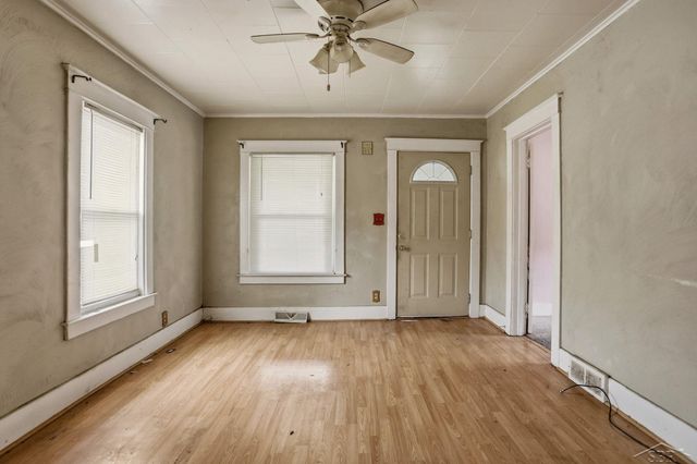1719 N Charles Street, Saginaw, MI 48602