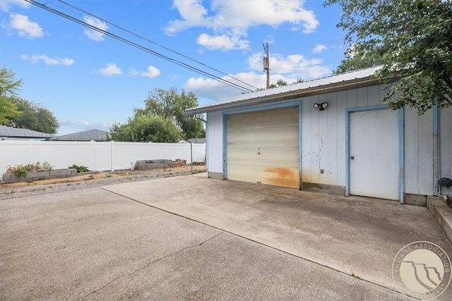 1011 5th Avenue, Laurel, MT 59044