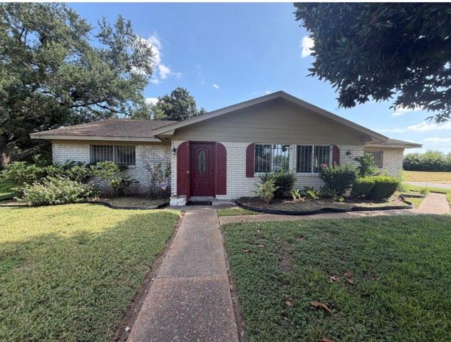 3704 Cork Drive, Houston, TX 77047