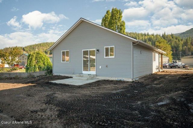 5881 W Vermont St, Spirit Lake, ID 83869