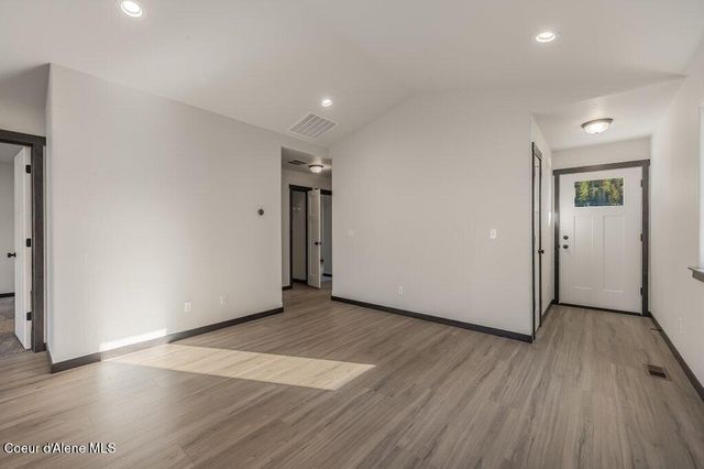 5881 W Vermont St, Spirit Lake, ID 83869