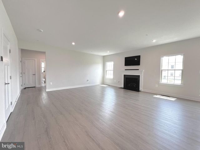 10078 DRESSAGE DR, Upper Marlboro, MD 20772