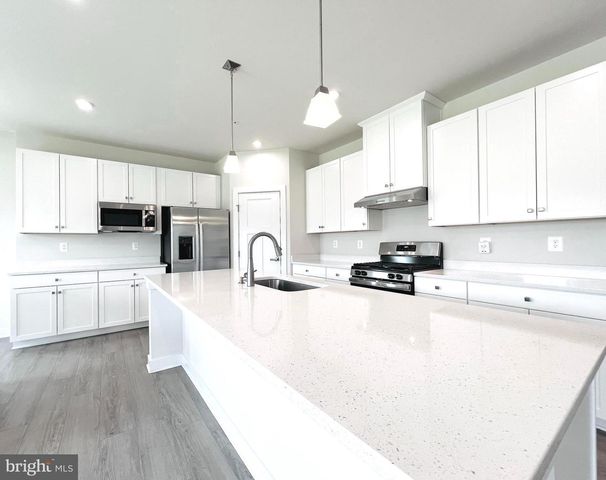 10078 DRESSAGE DR, Upper Marlboro, MD 20772