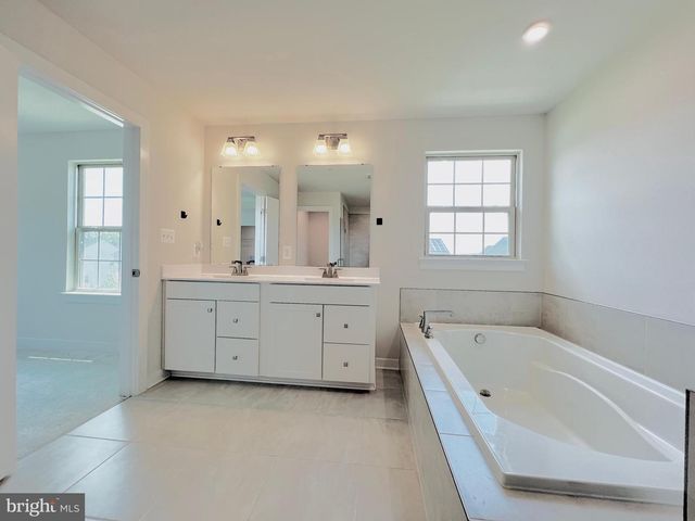 10078 DRESSAGE DR, Upper Marlboro, MD 20772