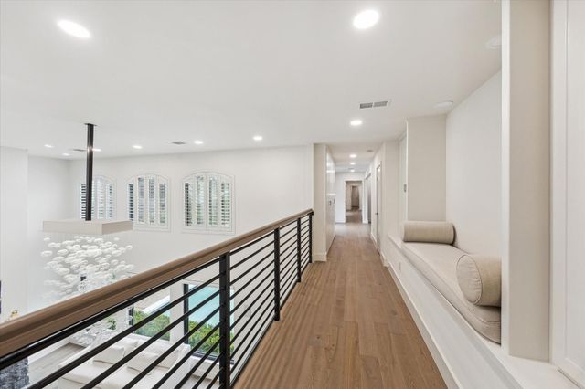 6348 Vanderbilt Street, West University Place, TX 77005