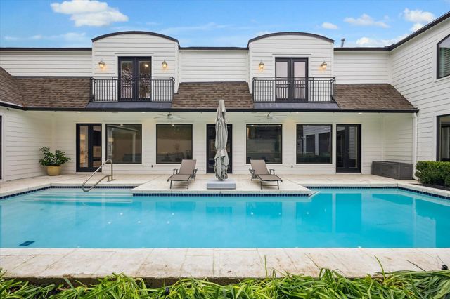 6348 Vanderbilt Street, West University Place, TX 77005