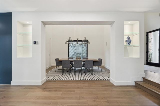 6348 Vanderbilt Street, West University Place, TX 77005