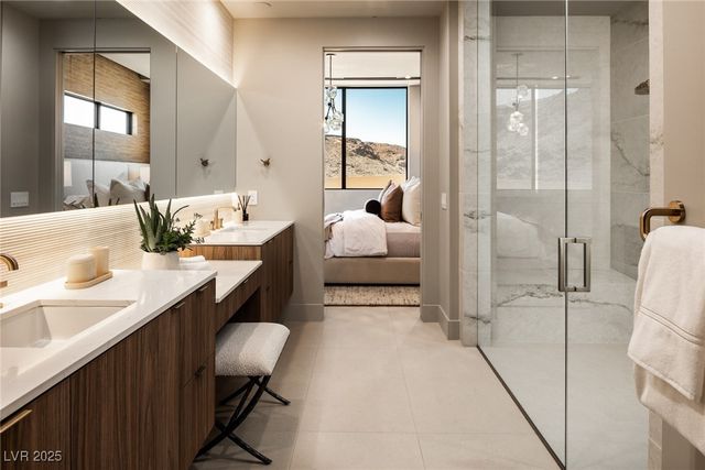 2 Kaya Canyon Way 16, Henderson, NV 89012