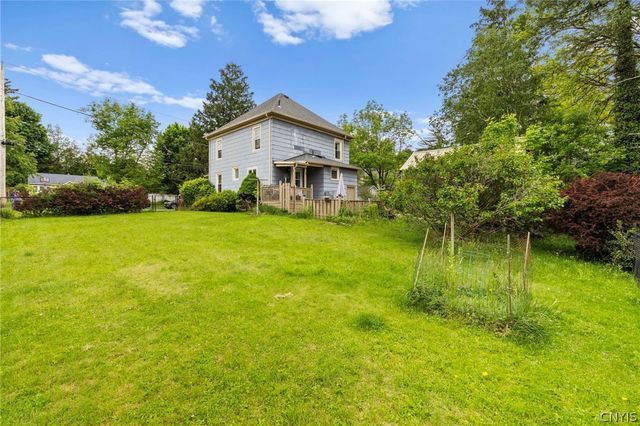 2 Scammell Avenue, Auburn, NY 13021