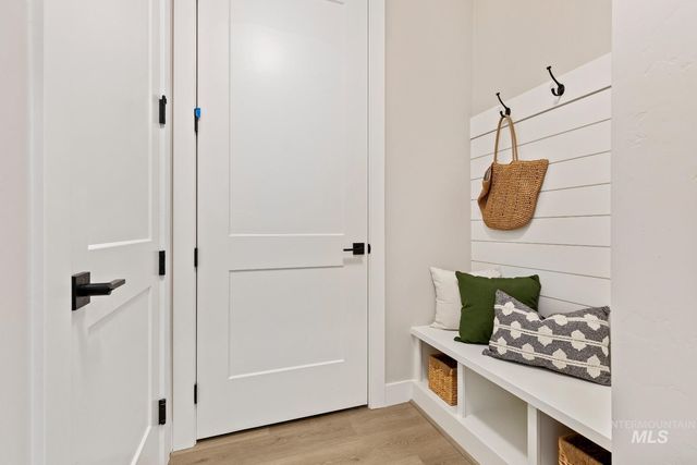 6684 N Wonder Ave Molalla Bonus, Meridian, ID 83646