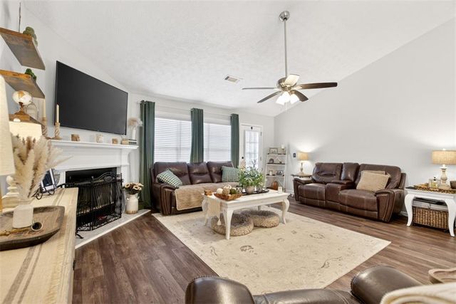 1207 Morgans Run, Monroe, GA 30656