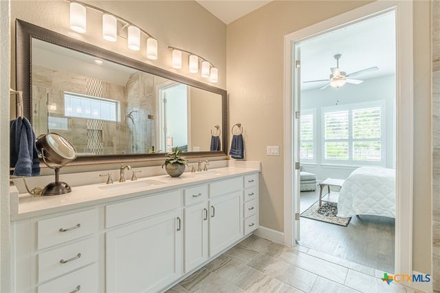 305 Dashing Sycamore Street, San Marcos, TX 78666