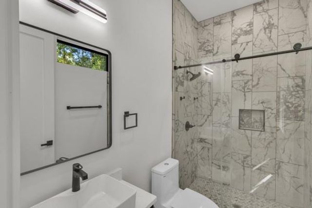 1155 Apollo Drive, Atlanta, GA 30331