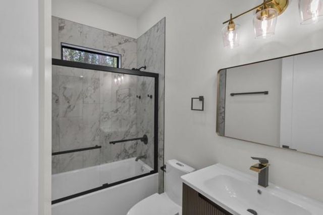 1155 Apollo Drive, Atlanta, GA 30331