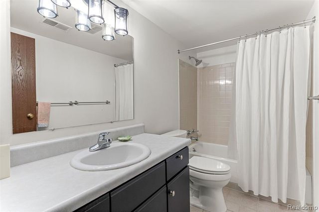 19623 Northridge Drive, Northville, MI 48167