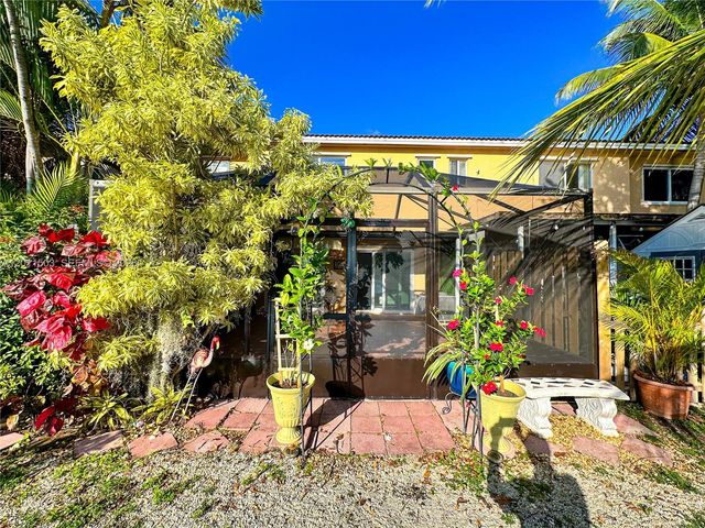 17272 SW 139th Ct, Miami, FL 33177