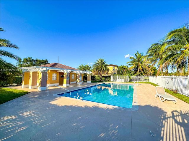 17272 SW 139th Ct, Miami, FL 33177