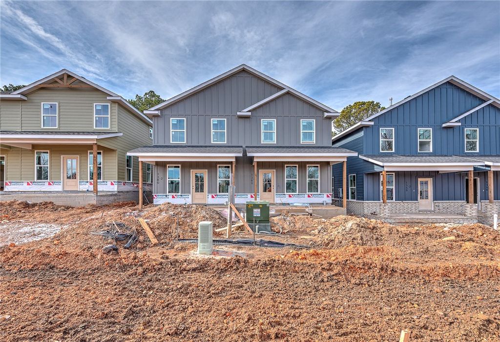 1380 & 1386 S Yampa Bend, Fayetteville, AR 72701